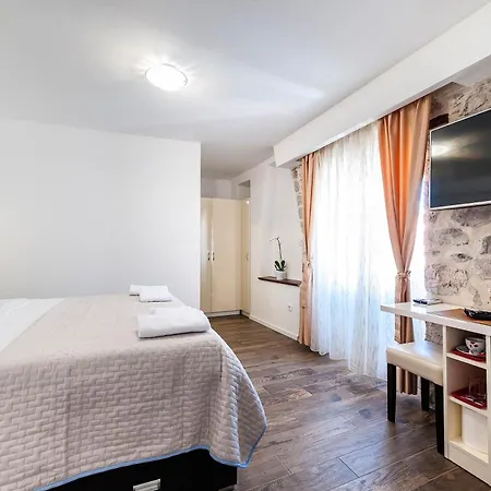 Apartments Palace Rialto Guest house
