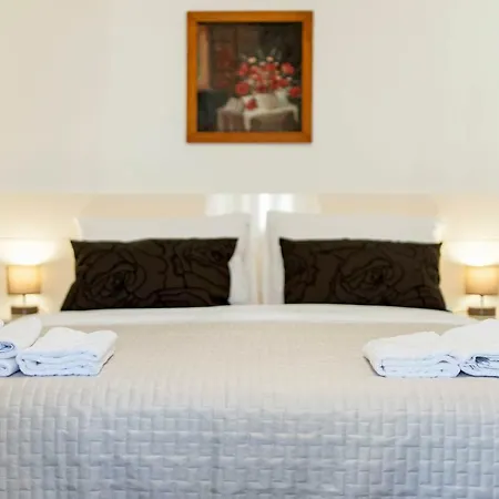 Apartments Palace Rialto 4*